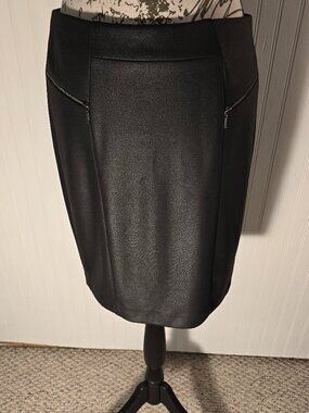 The Limited Black Faux Leather Skirt (6)
